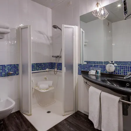 - Fiera By Ihg Hotel 4*