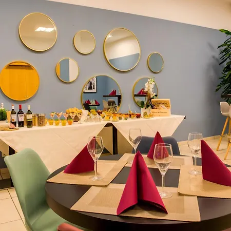Otel - Fiera By Ihg 4*