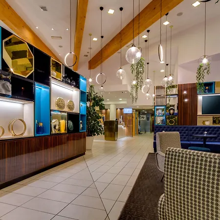 - Fiera By Ihg Otel