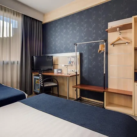 - Fiera By Ihg 4*