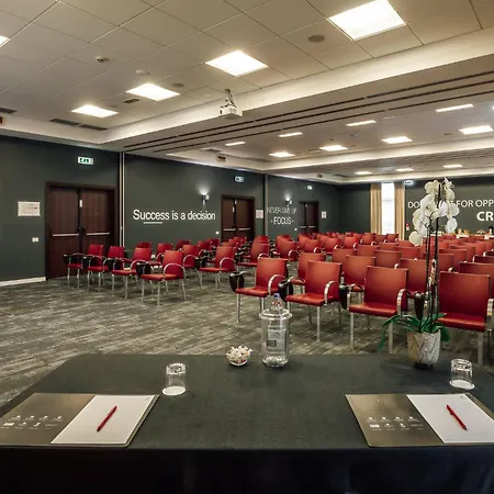 - Fiera By Ihg Hotel Bolonha