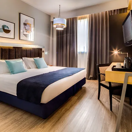 - Fiera By Ihg 4* Bologne