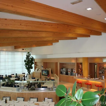 Hotel - Fiera By Ihg 4*