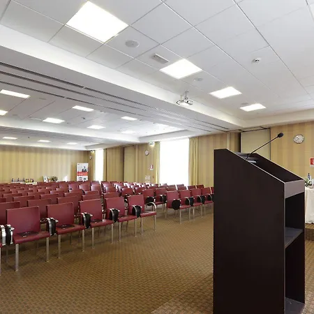 - Fiera By Ihg 4*