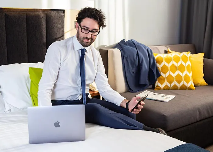 - Fiera By Ihg 4* Bolonia