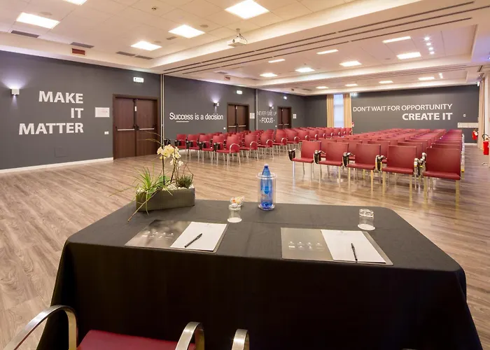 - Fiera By Ihg Bolonia