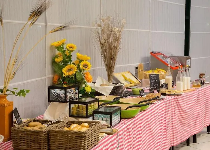 - Fiera By Ihg Hotel Bolonia