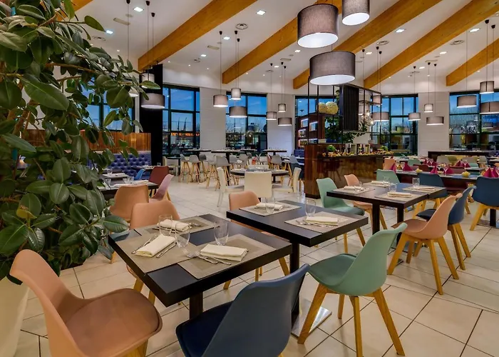 - Fiera By Ihg Hotel Bologna