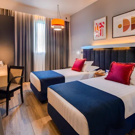 Hotel - Fiera By Ihg 4*