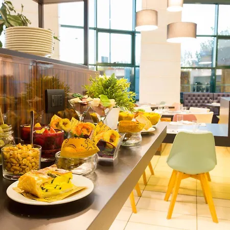 - Fiera By Ihg Hotel Bolonia
