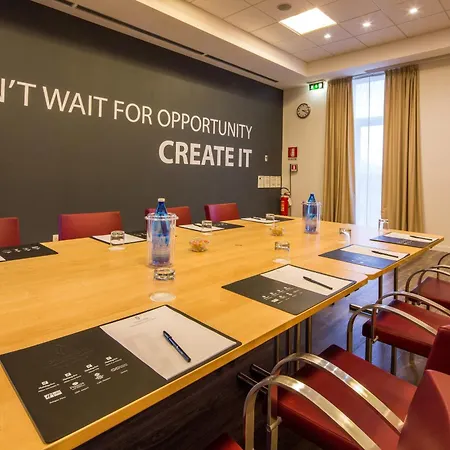 - Fiera By Ihg Hotel Bolonia